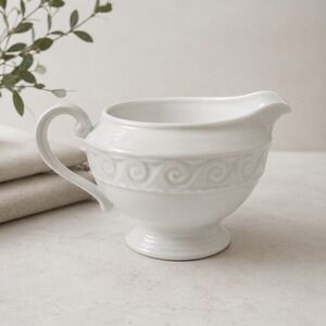 Bernardaud Limoges Louvre Blanc Gravy Boat White Porcelain Pitcher France